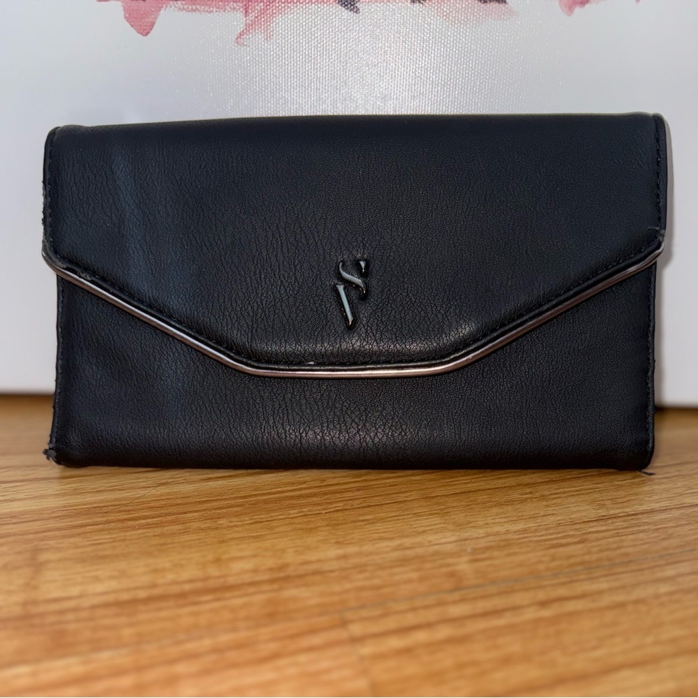 Simply Vera Vera Wang Envelope Tri-Fold Wallet - Black